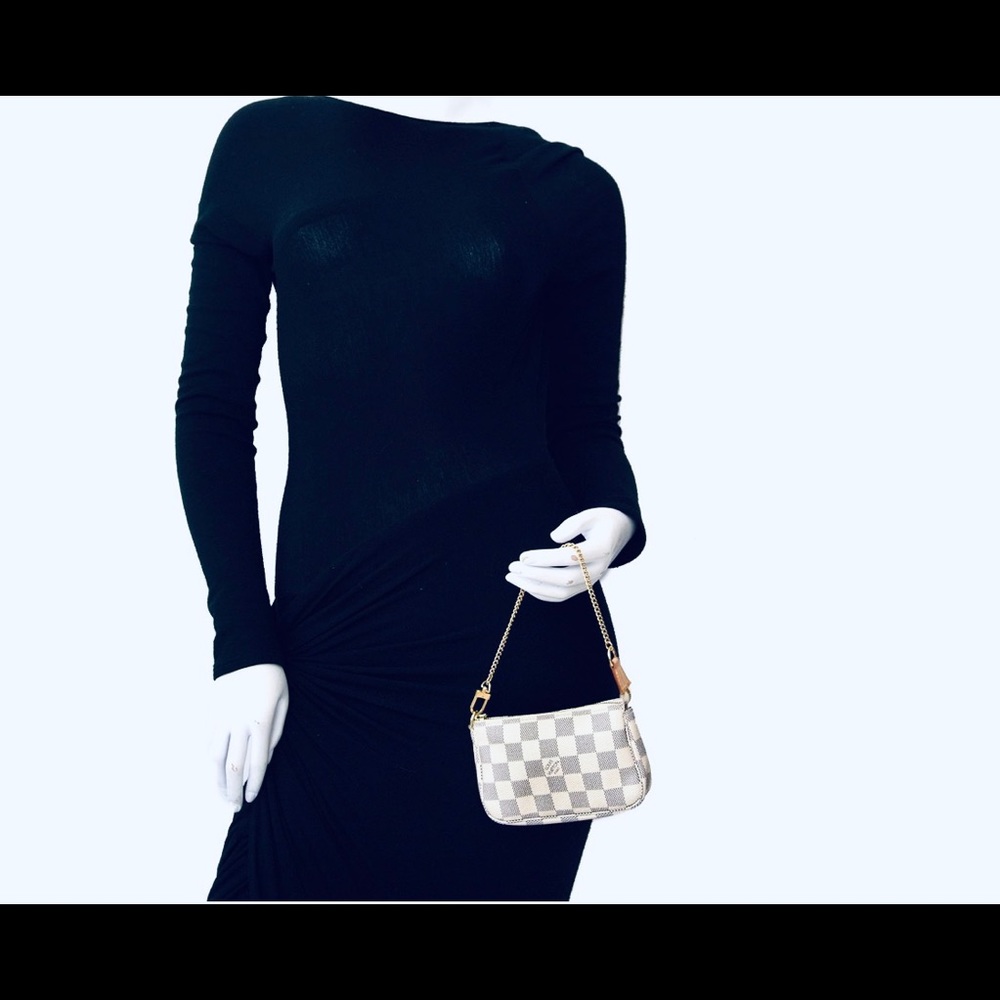 Louis Vuitton Mini Pochette